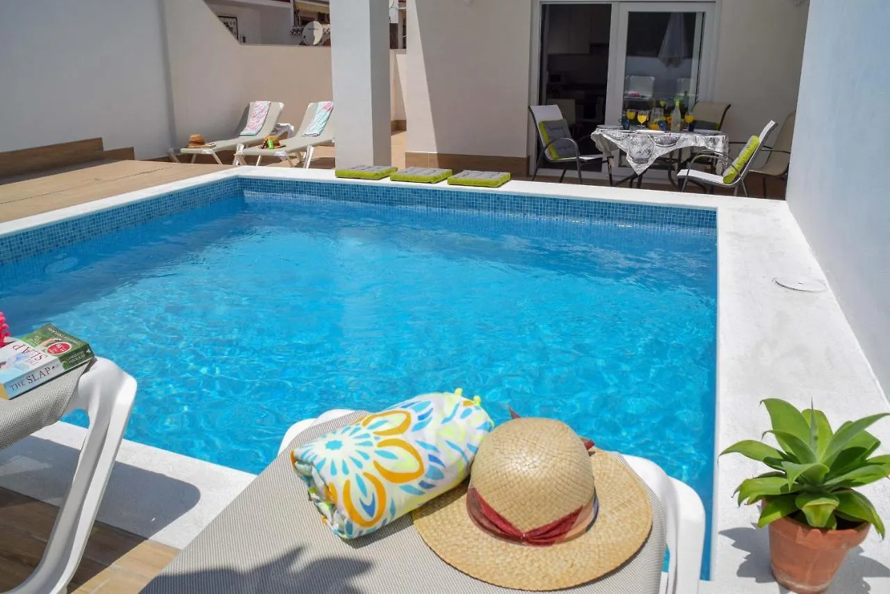 Nerja Paradise Rentals - Villa Valeria İspanya